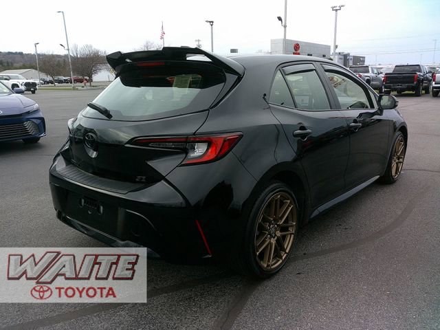 Used 2025 Toyota Corolla Hatchback w/ SE Package image 2