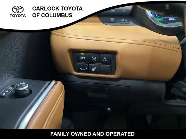 Used 2023 Toyota Highlander Platinum image 26