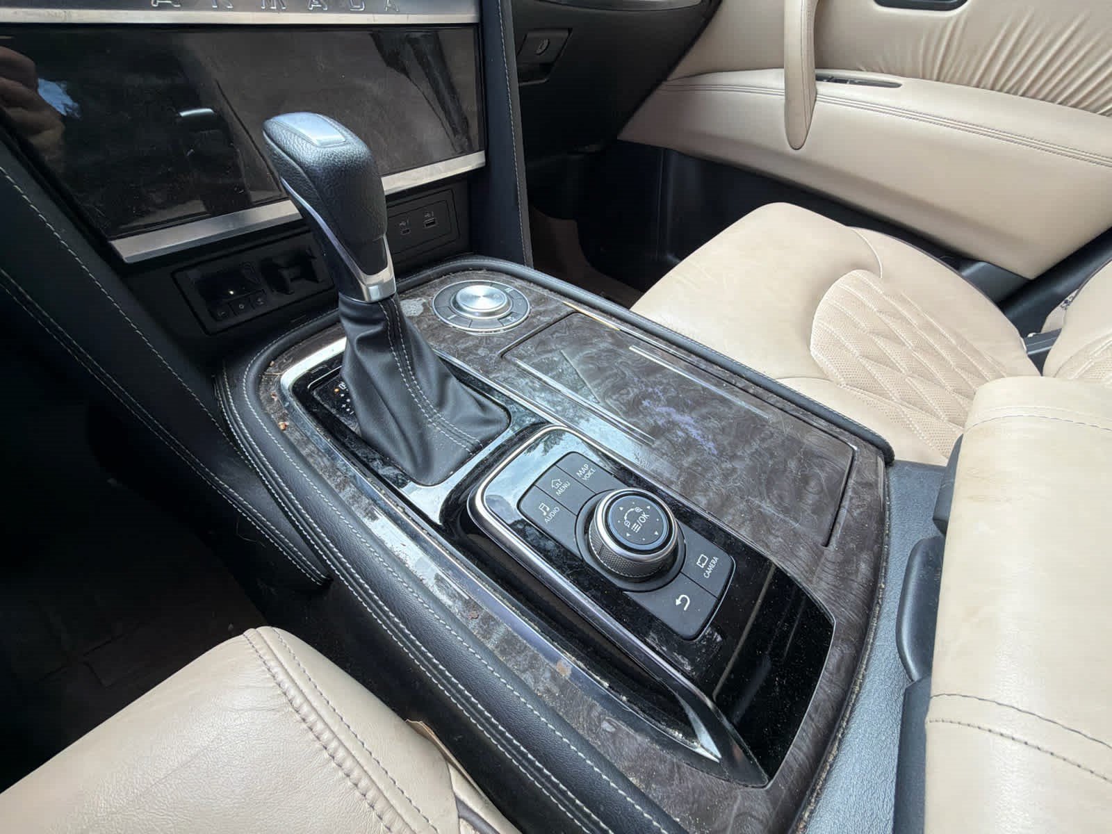 Used 2022 Nissan Armada Platinum w/ Captain's Chairs Package RWD image 68