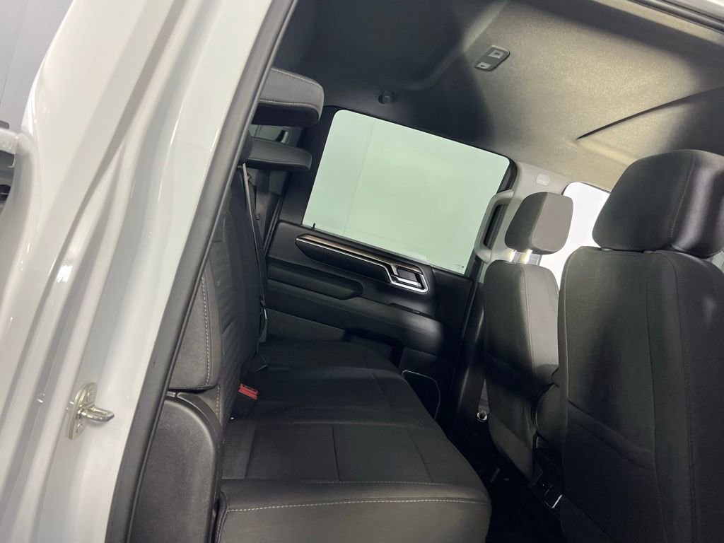 Used 2024 Chevrolet Silverado 3500 LT image 31