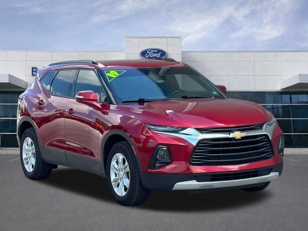 Used 2019 Chevrolet Blazer LT FWD image 2