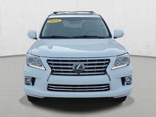 Used 2014 Lexus LX 570 4WD image 2