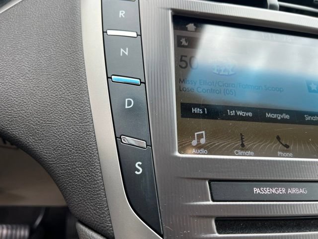 Used 2017 Lincoln MKZ Reserve w/ Technology Package FWD image 18