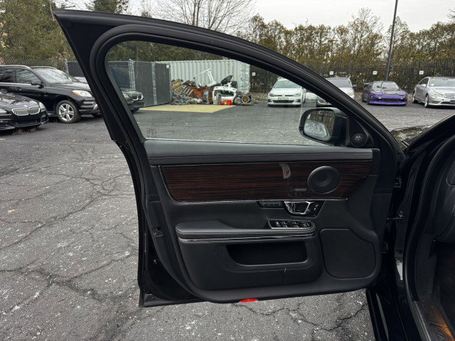 Used 2017 Jaguar XJ L Portfolio image 18