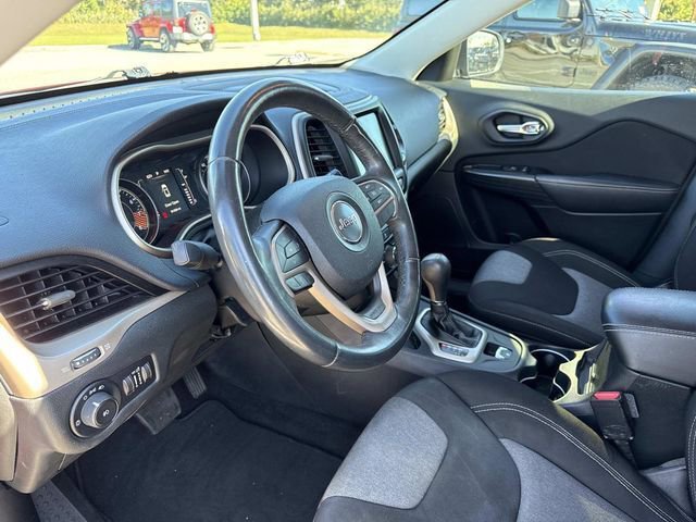 Used 2014 Jeep Cherokee Latitude image 21