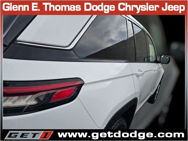 Certified 2023 Jeep Grand Cherokee Limited RWD image 10