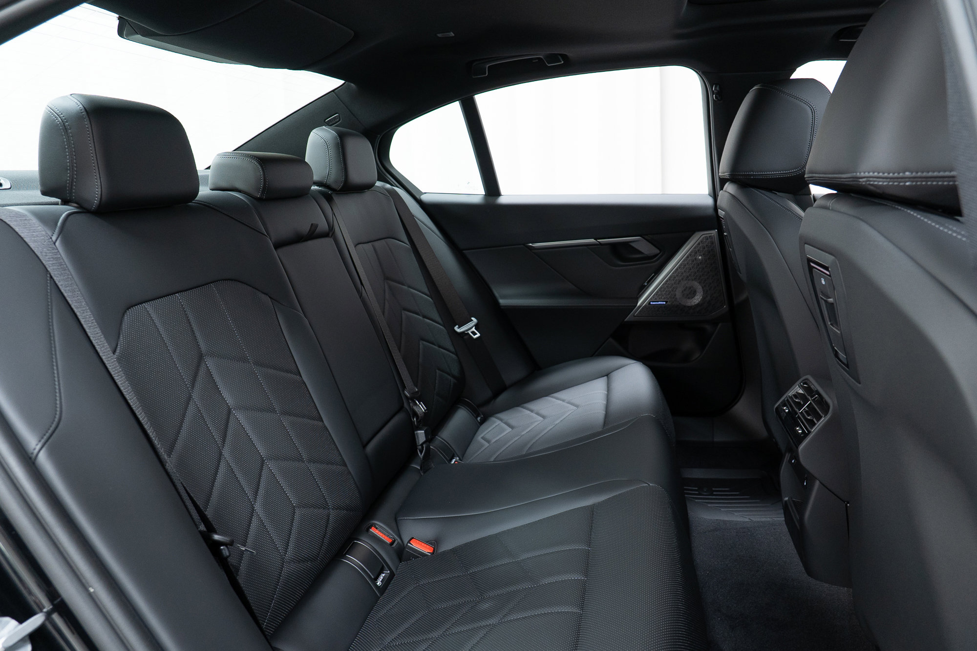 New 2027 BMW 540i xDrive AWD/4WD image 24