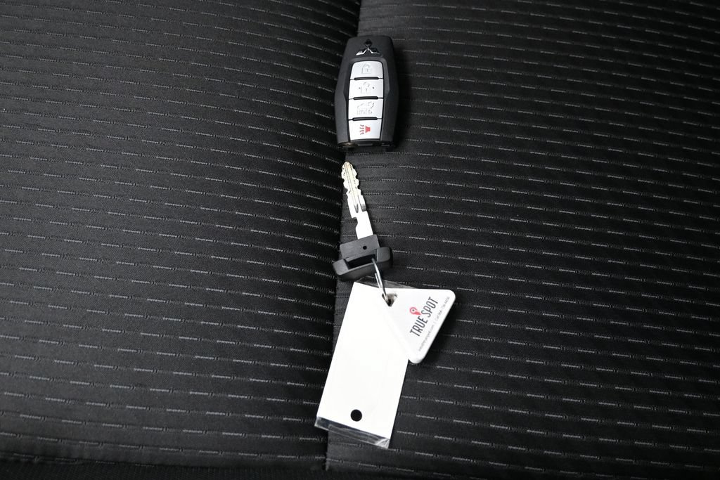 Used 2024 Mitsubishi Outlander ES AWD/4WD image 28