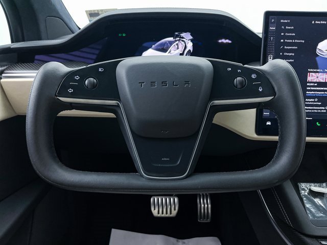 Used 2022 Tesla Model X Plaid image 31
