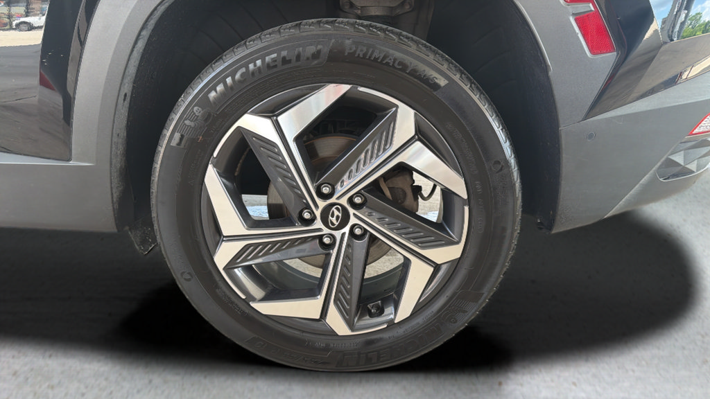 Used 2023 Hyundai Tucson Limited AWD/4WD image 15