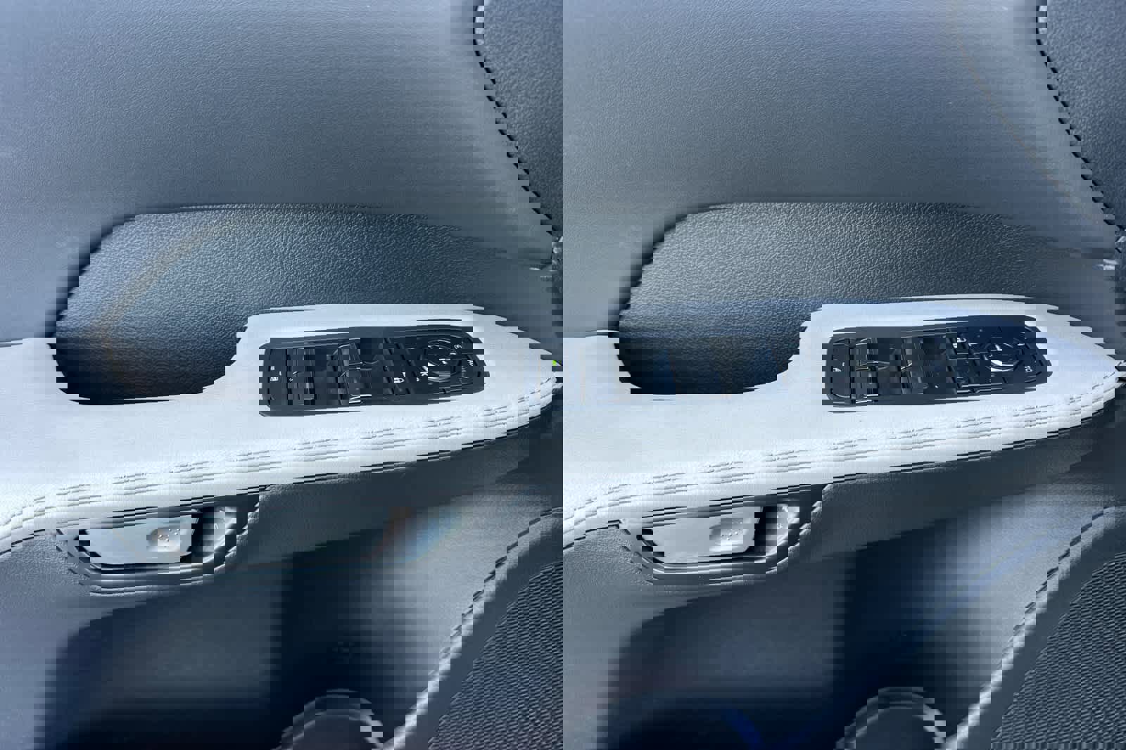 Used 2025 Lexus RX 350 Premium image 12