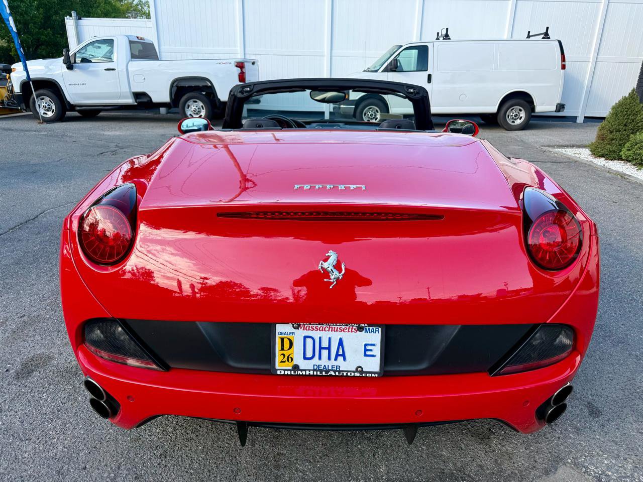 Used 2010 Ferrari California image 4