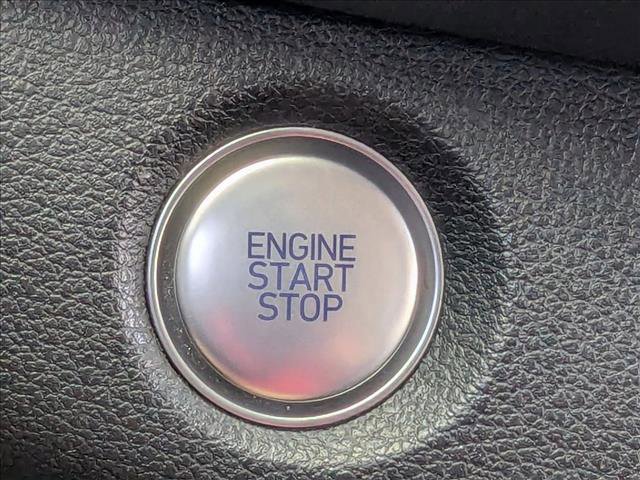 Used 2019 Hyundai Santa Fe SEL image 13