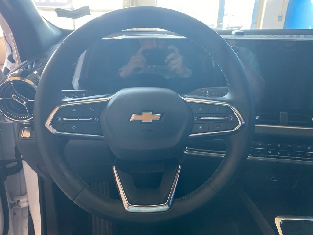 New 2026 Chevrolet Equinox LT w/ Convenience Package II image 6