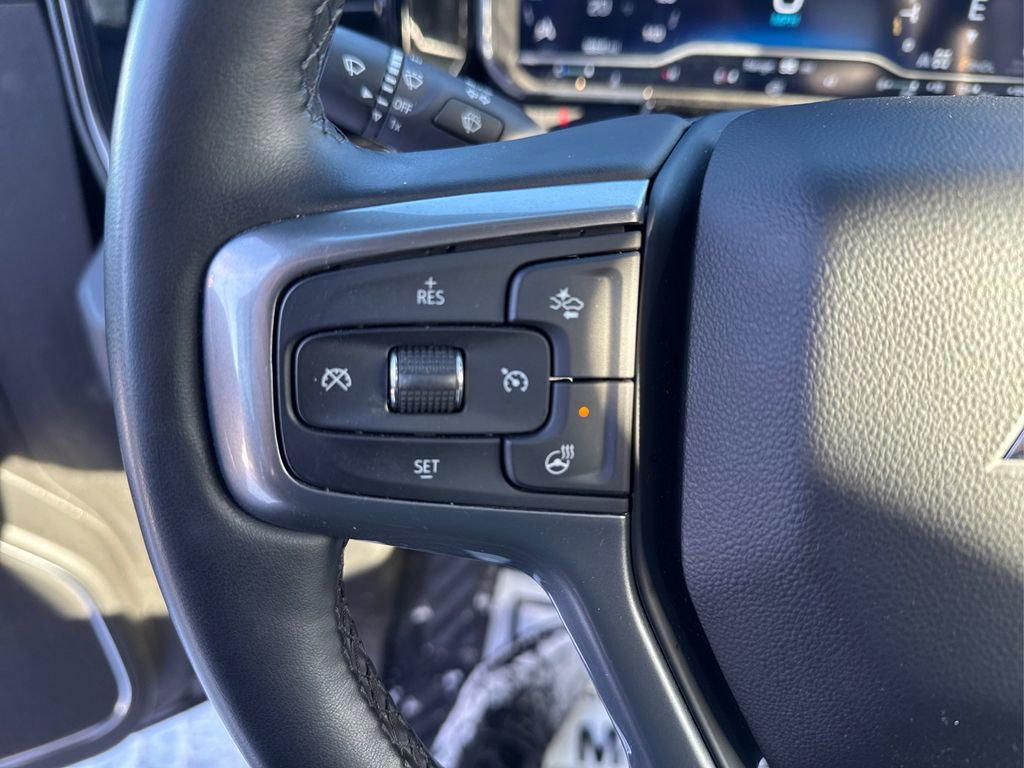 Used 2023 Chevrolet Silverado 1500 LT image 30