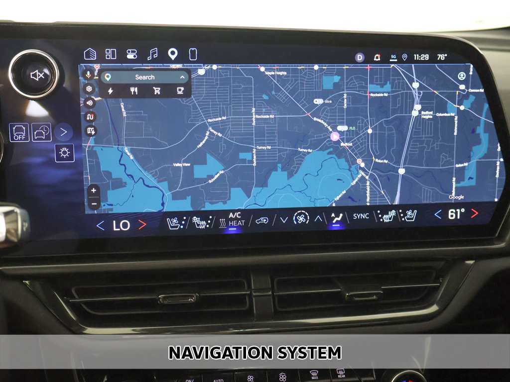Used 2025 Chevrolet Equinox EV RS w/ Convenience Package II FWD image 3