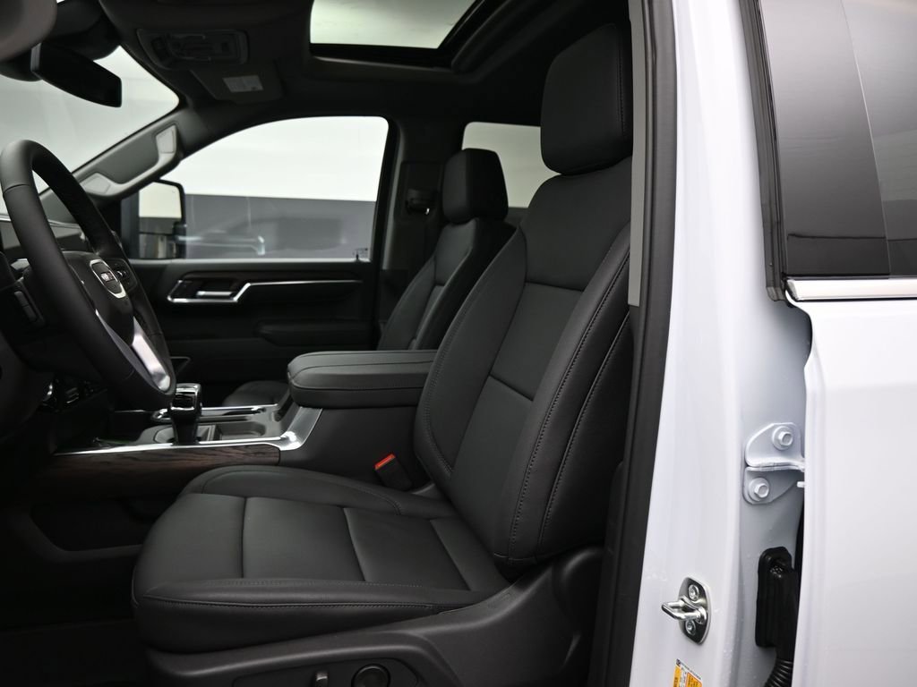 New 2026 GMC Sierra 1500 SLT w/ SLT Premium Plus Package image 12