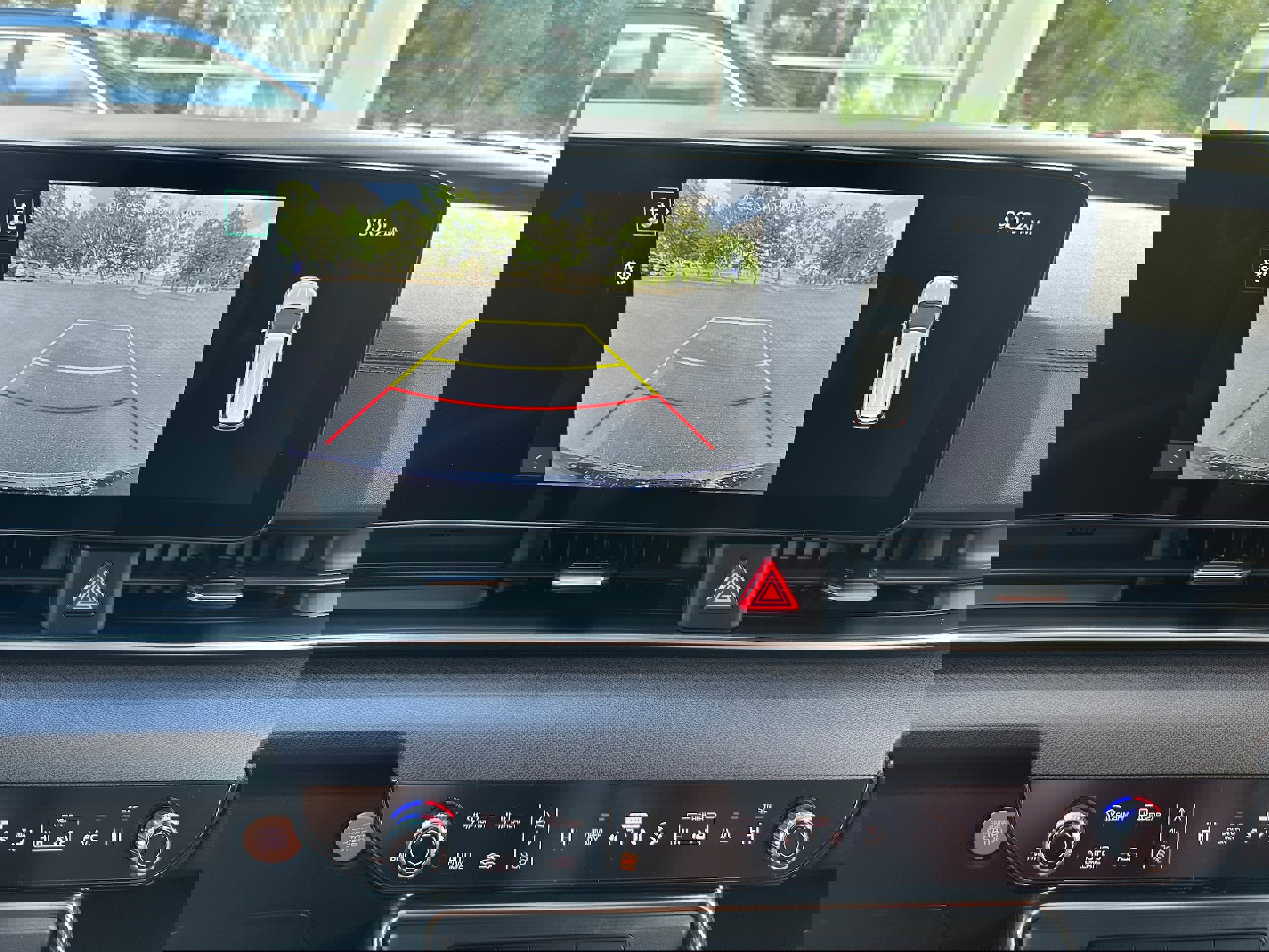 New 2026 Kia Carnival EX image 48