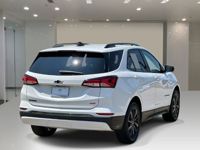 Used 2023 Chevrolet Equinox RS FWD image 5