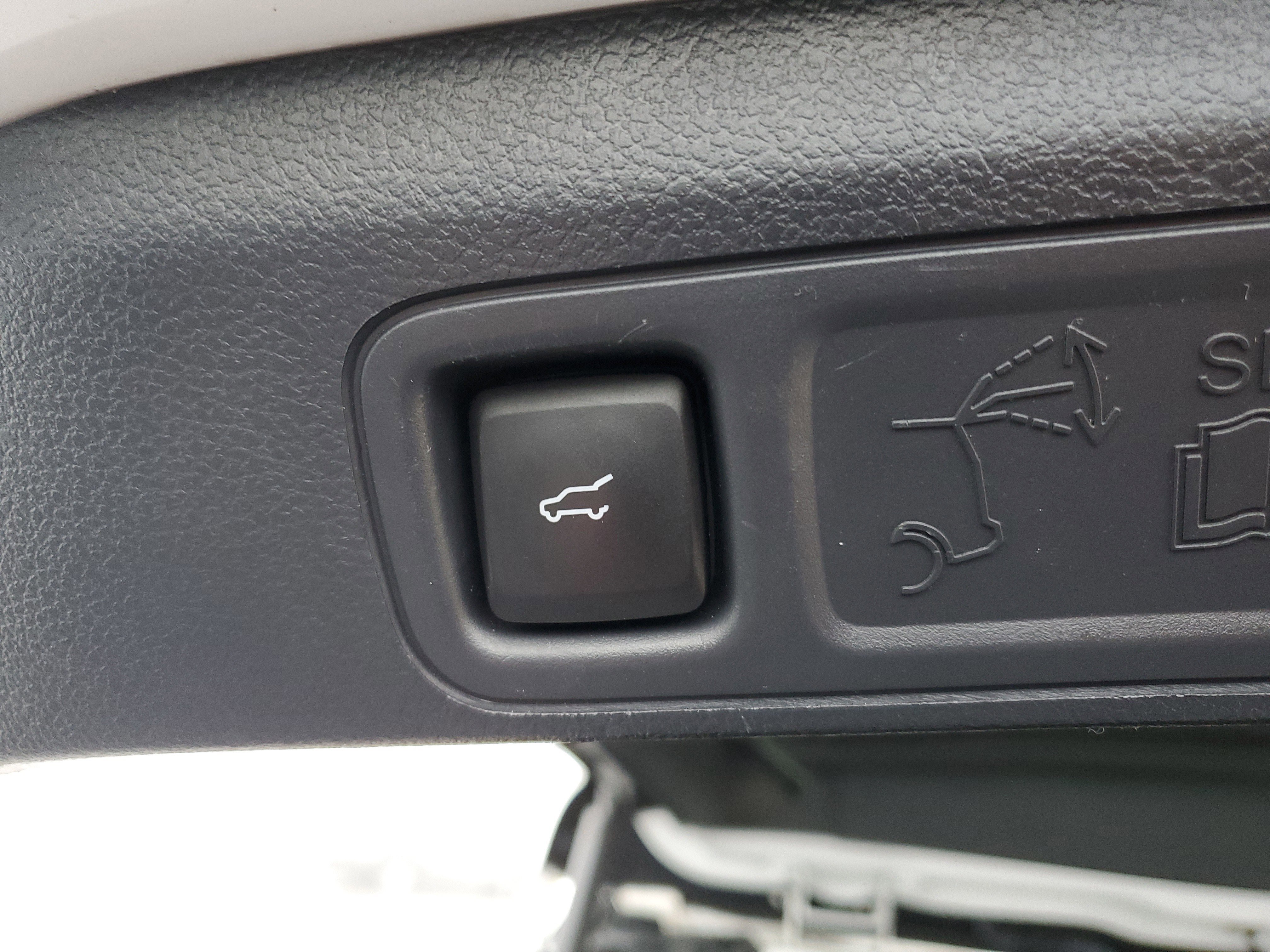 Used 2023 Ford Expedition Max XLT image 9