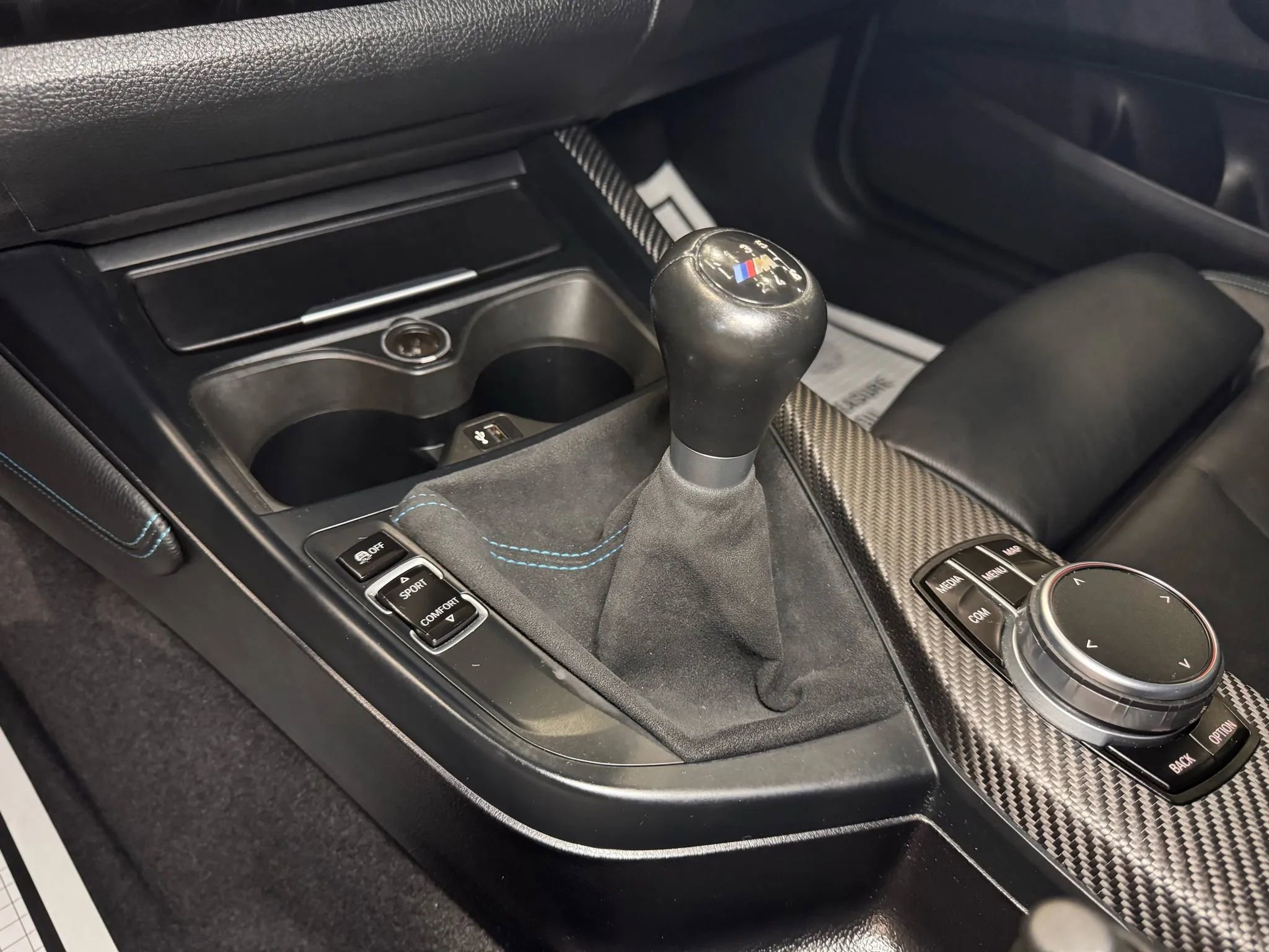 Used 2017 BMW M2 RWD image 37