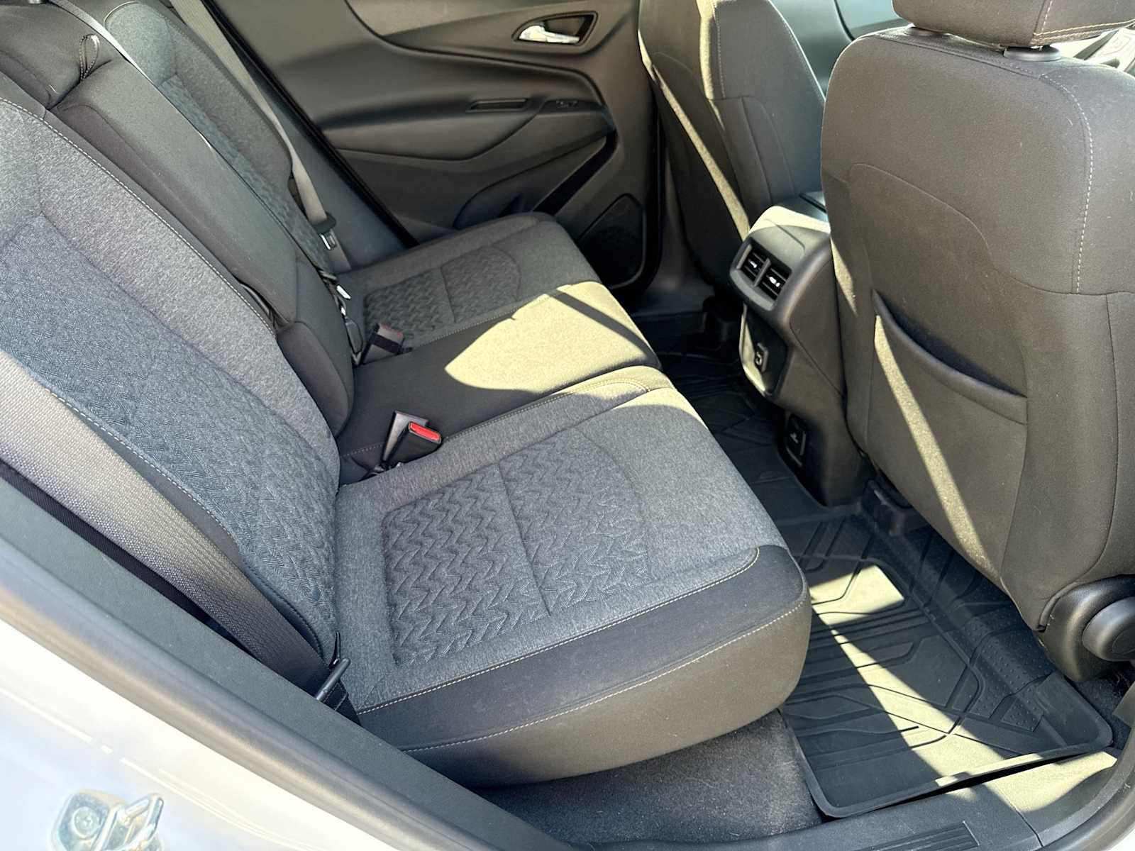 Used 2022 Chevrolet Equinox LT AWD/4WD image 19