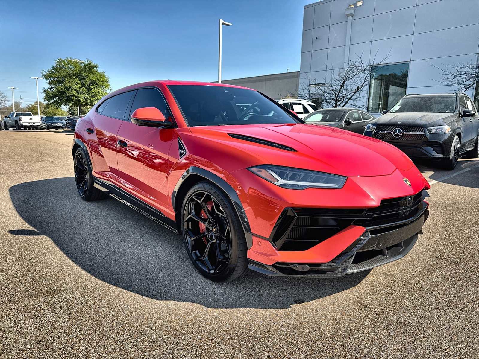 Used 2024 Lamborghini Urus Performante AWD/4WD image 11