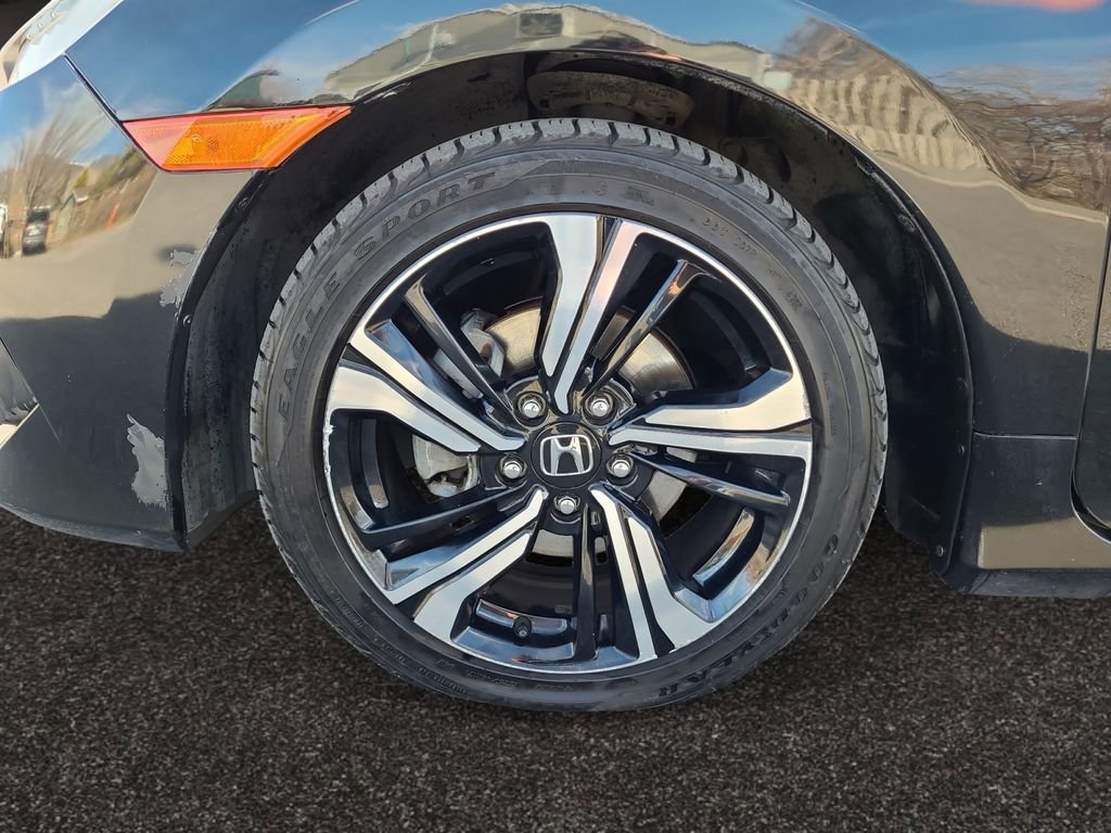 Used 2016 Honda Civic Touring image 14