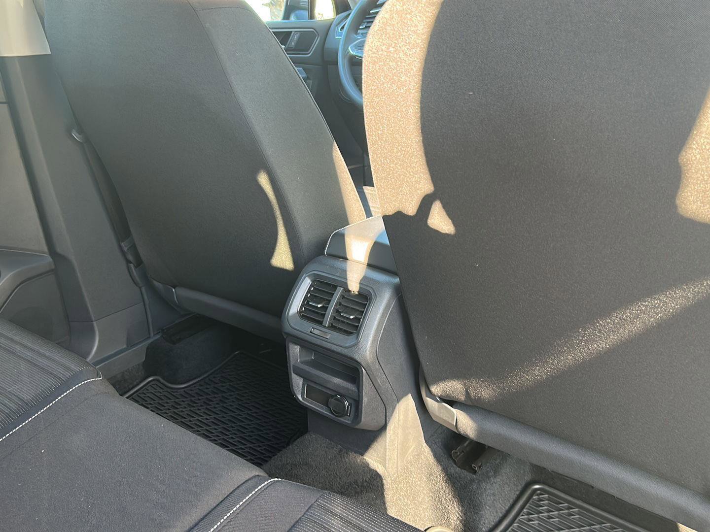 Used 2023 Volkswagen Tiguan S image 20