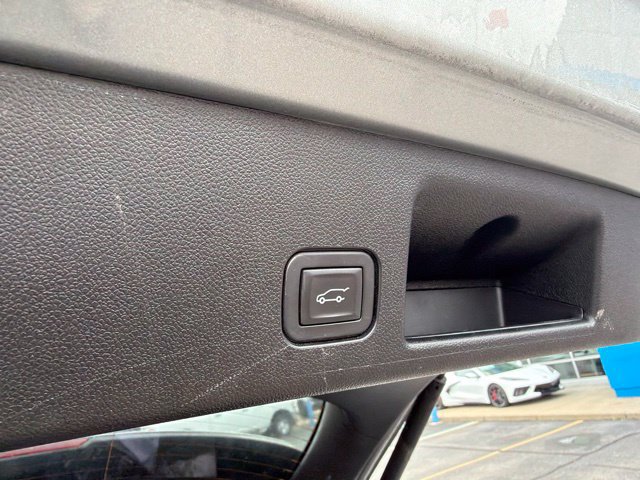 Used 2025 Chevrolet Equinox EV LT w/ Convenience Package II AWD/4WD image 10