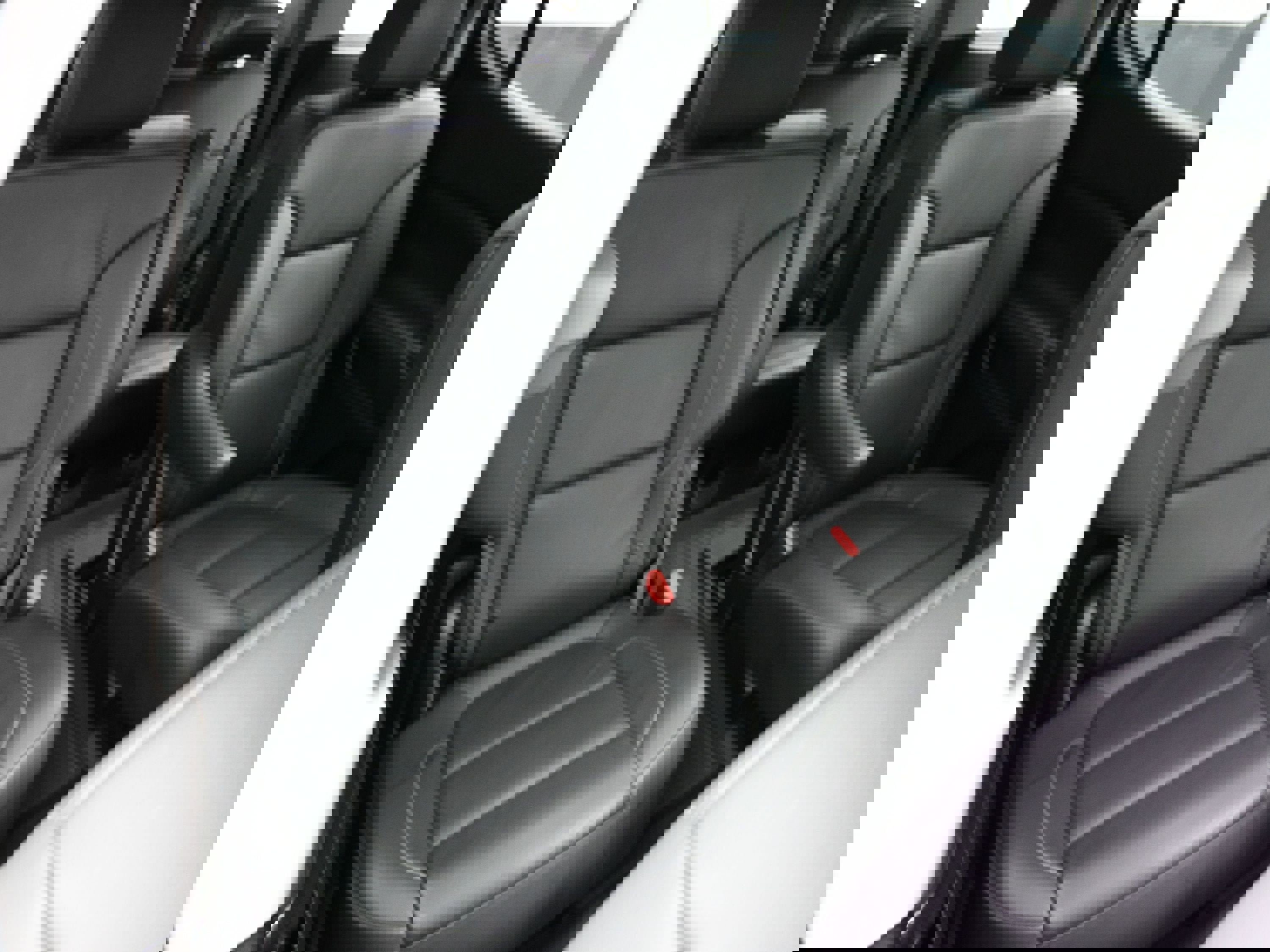 Used 2023 GMC Acadia SLT w/ Technology Package image 33