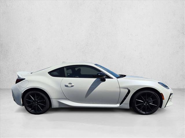 Used 2023 Toyota GR86 Premium RWD image 4