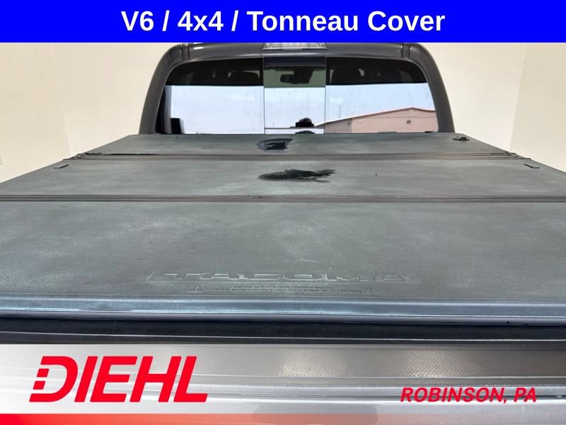 Used 2020 Toyota Tacoma TRD Sport AWD/4WD image 11