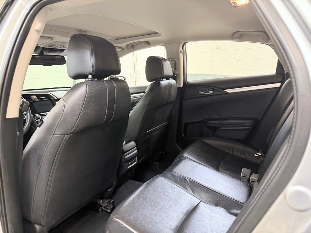 Used 2016 Honda Civic Touring image 22