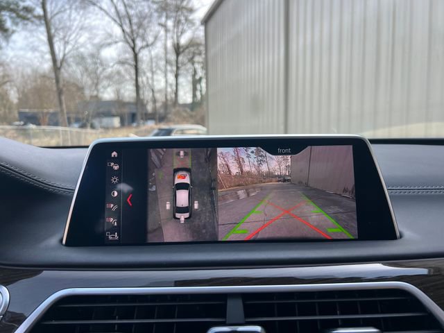 Used 2019 BMW 740i w/ Executive Package image 27