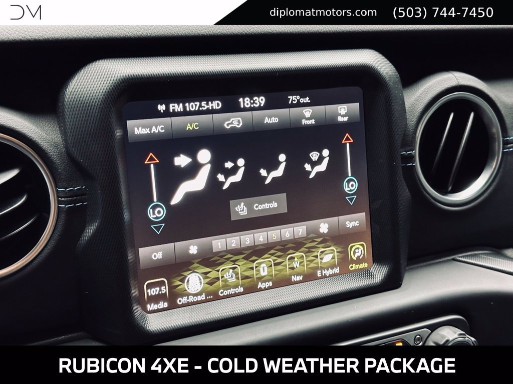Used 2023 Jeep Wrangler Unlimited Rubicon 4xe w/ Cold Weather Group AWD/4WD image 32