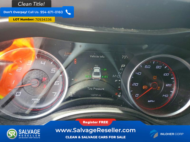 Used 2015 Dodge Charger SE w/ Sport Appearance Group RWD image 12