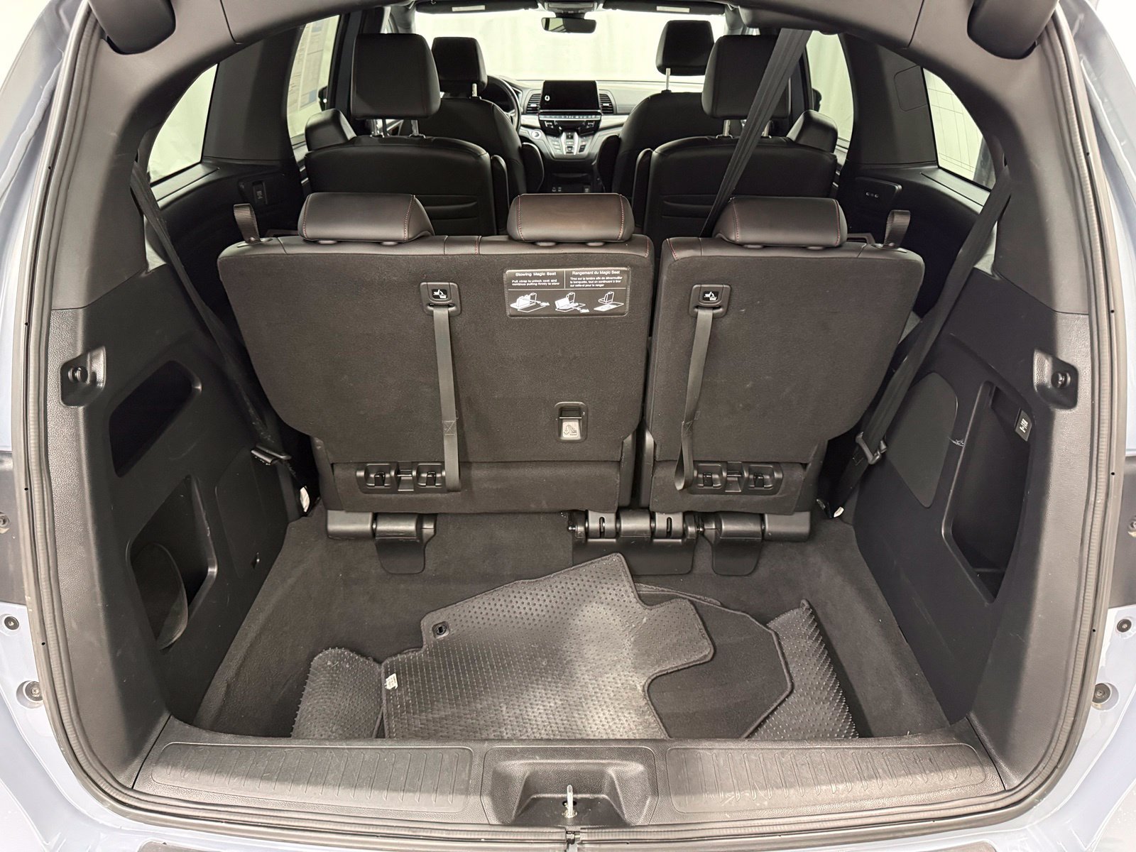 Used 2025 Honda Odyssey Sport-L image 6