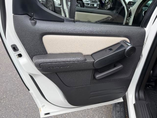 Used 2009 Ford Explorer Sport Trac Limited image 33