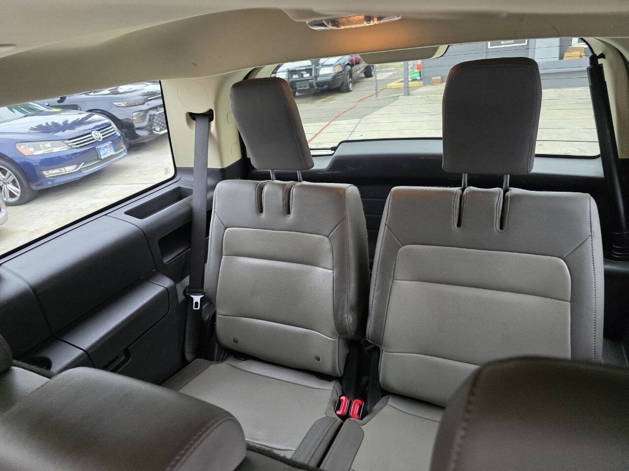 Used 2016 Ford Flex SEL w/ Equipment Group 202A image 16