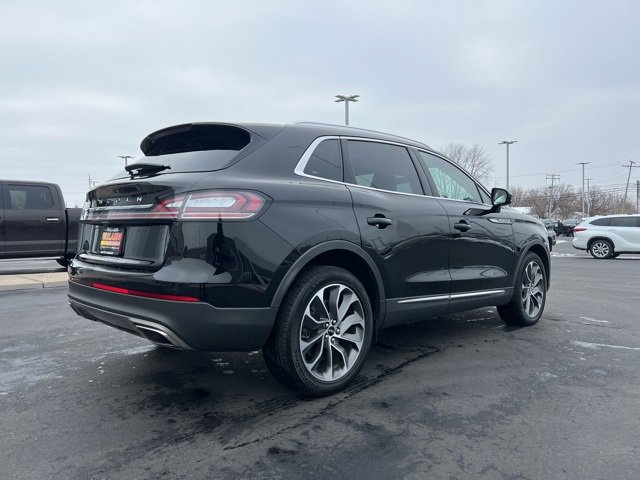 Used 2023 Lincoln Nautilus Reserve image 7