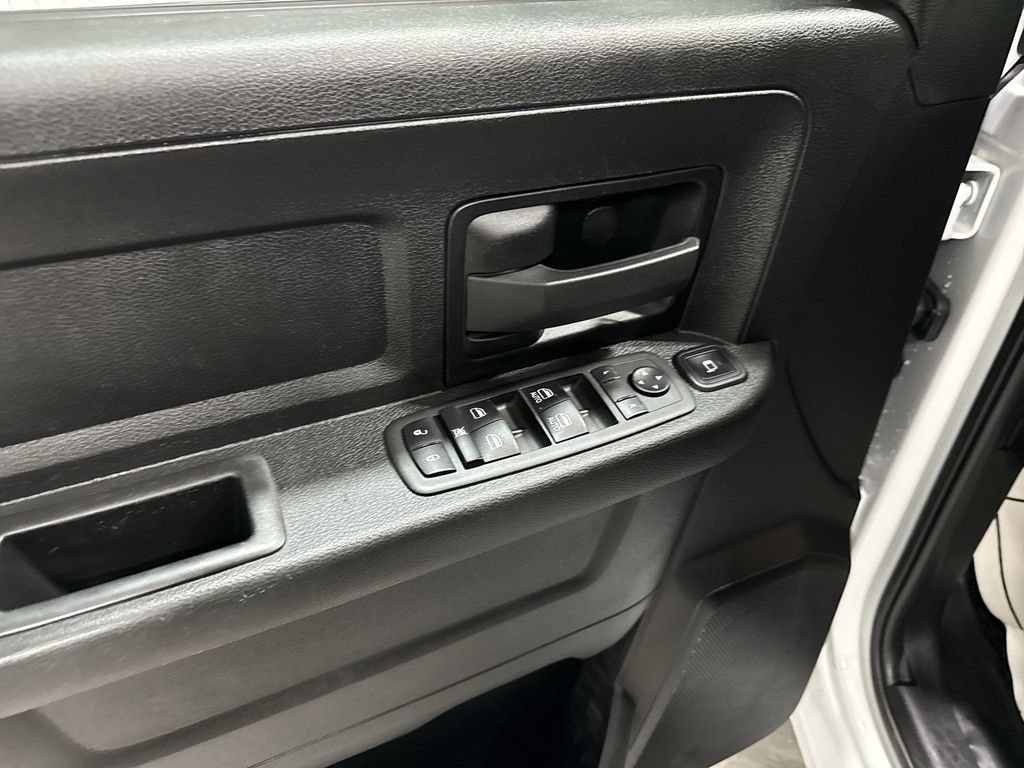 Used 2024 RAM 4500 Tradesman w/ Chrome Appearance Group AWD/4WD image 24