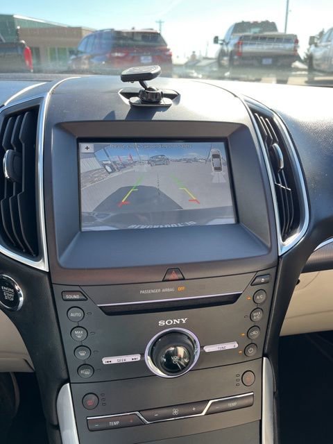 Used 2016 Ford Edge Titanium image 47