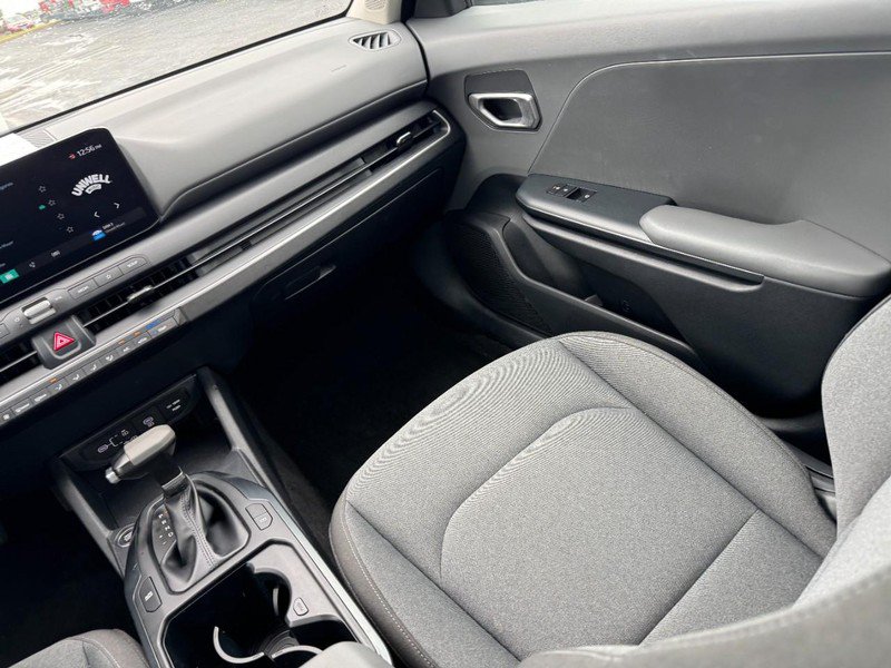 Used 2025 Kia K4 FWD image 15