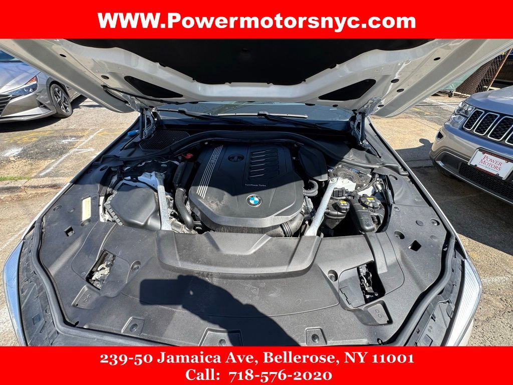 Used 2020 BMW 740i xDrive w/ M Sport Package image 14