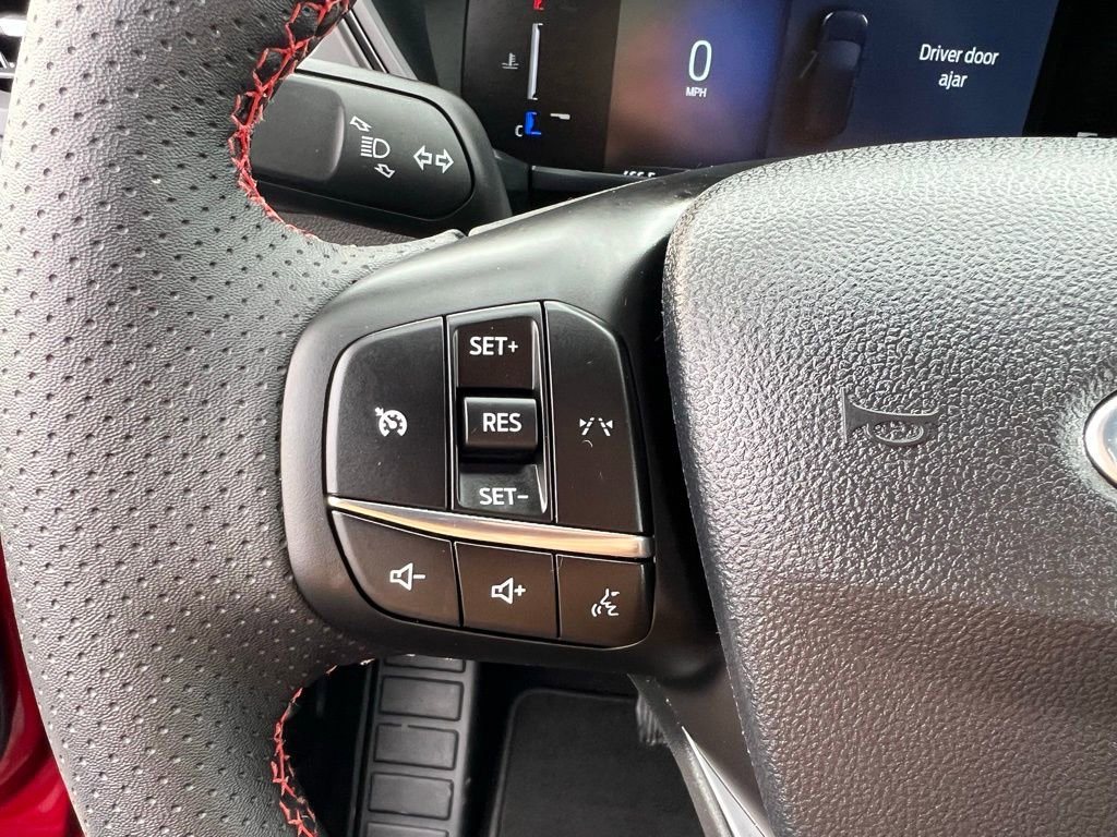 Used 2025 Ford Escape ST-Line Select image 39