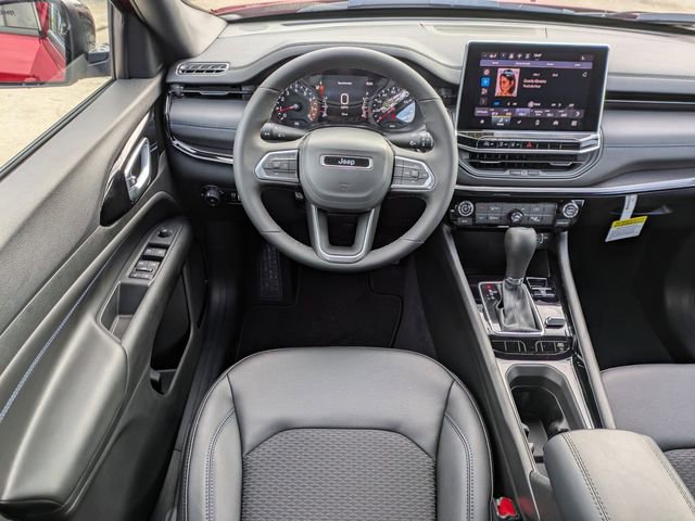 New 2026 Jeep Compass Latitude AWD/4WD image 17