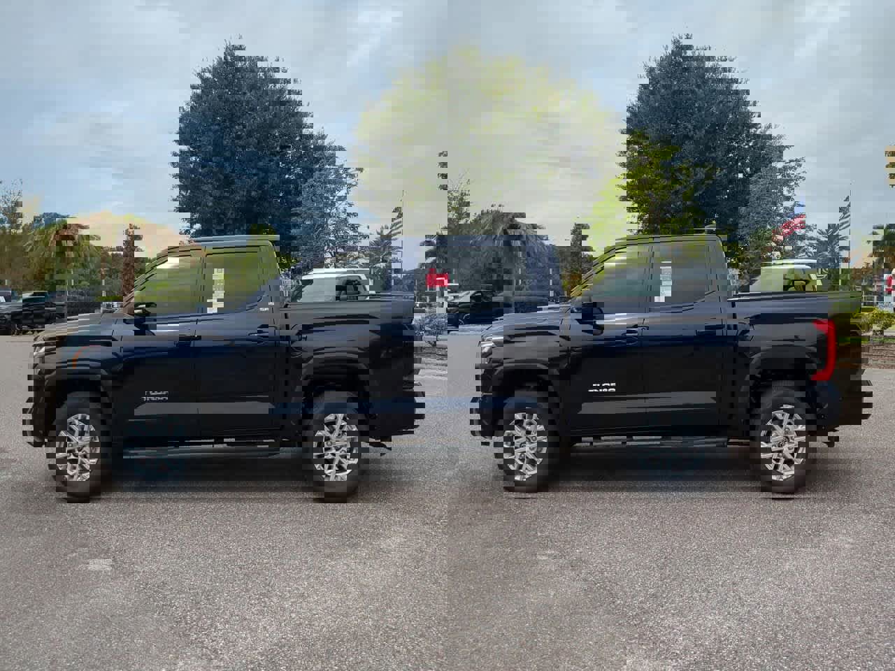 New 2026 Toyota Tundra SR5 image 3