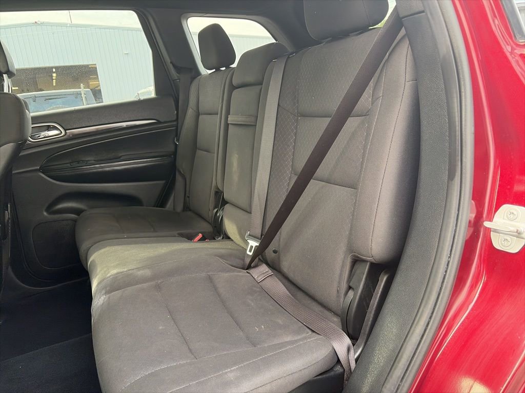 Used 2019 Jeep Grand Cherokee Laredo image 9