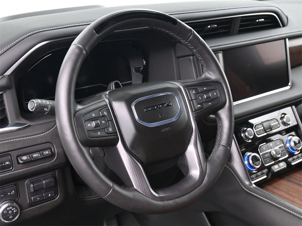 Used 2024 GMC Yukon XL Denali Ultimate image 10